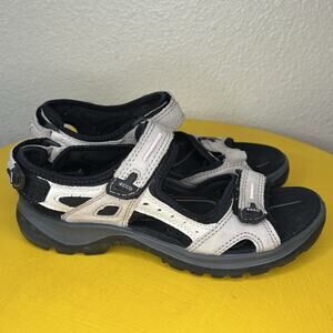 Ecco Yucatan Womens 7 Beige Pink Athletic Sport Strappy Slip On Shoe Comfort